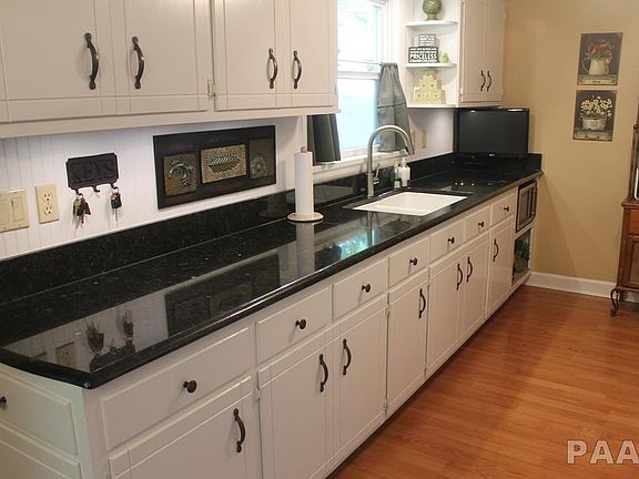 4th image of 5310 N Diane Ct