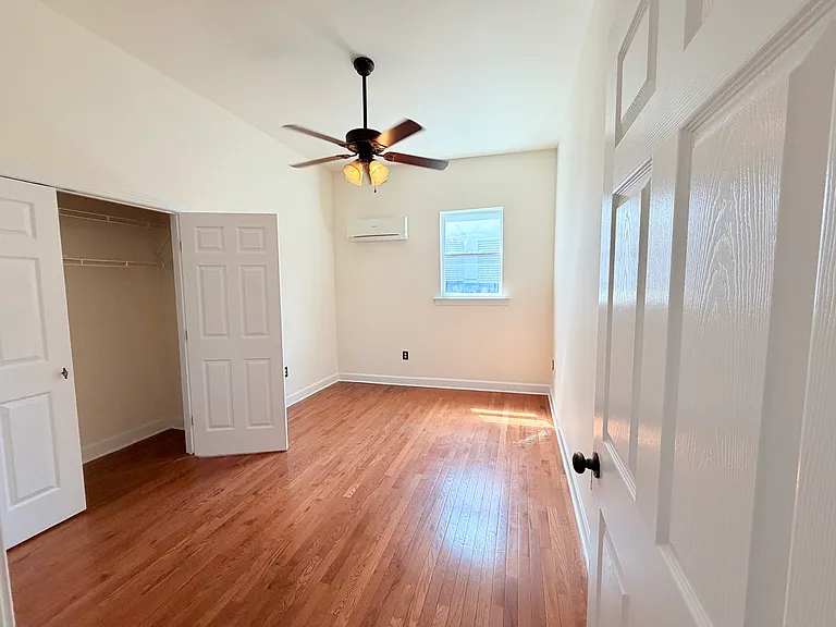 37 W Market St #2C — Photo 2