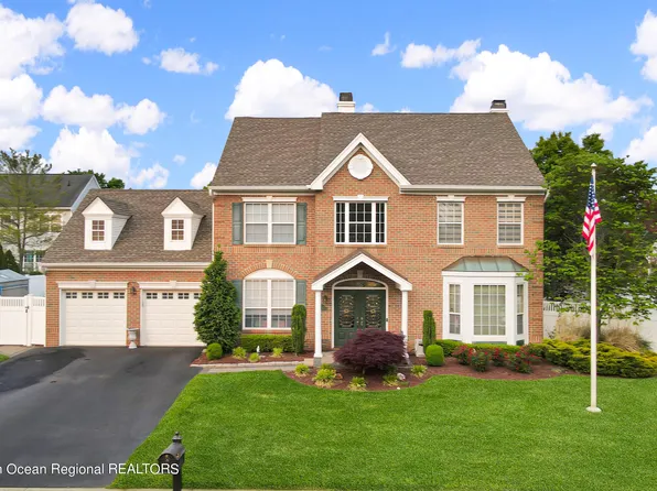 8 Syracuse Drive, Freehold, NJ 07728