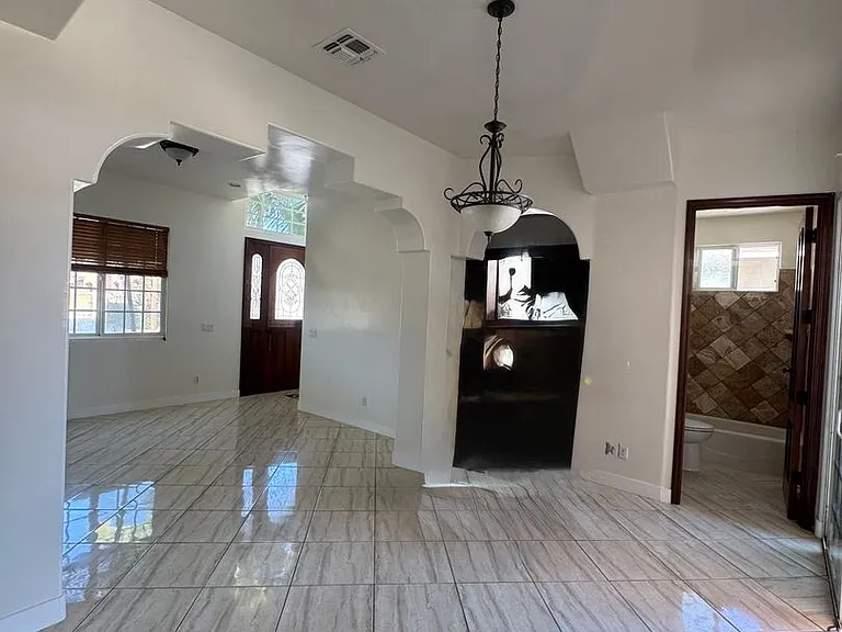 11936 E Olive St — Photo 8