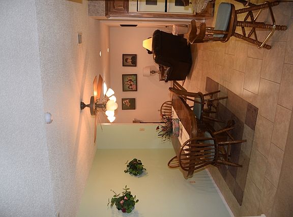 4th image of 4661 Valleybrook Ln