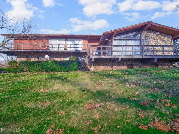 435 Wessex Rd, Valparaiso, IN 46385
