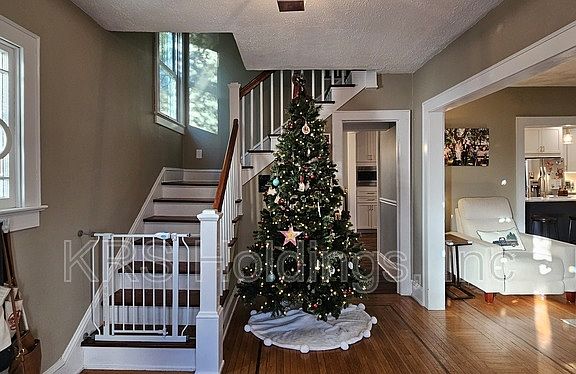 5th image of 1484 Ashland Cir