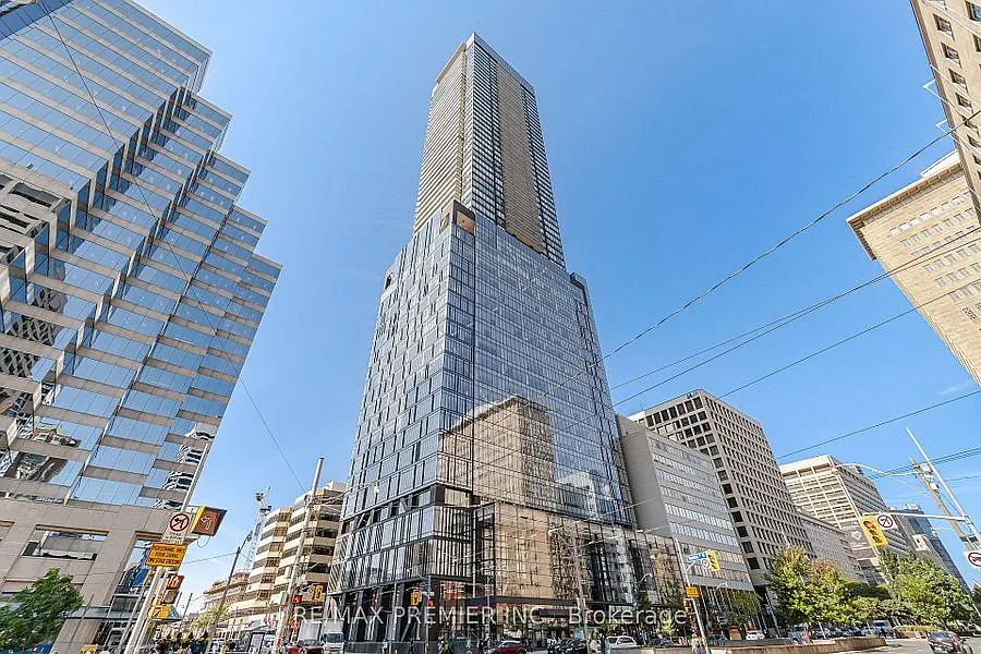 The Residences of 488 University Avenue — Photo 2