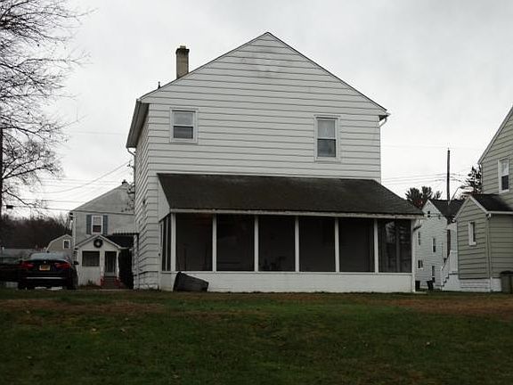 2nd image of 619 Paden St