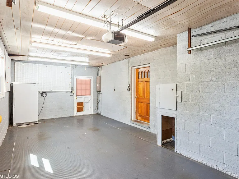 5913 Oakland Rd — Photo 26