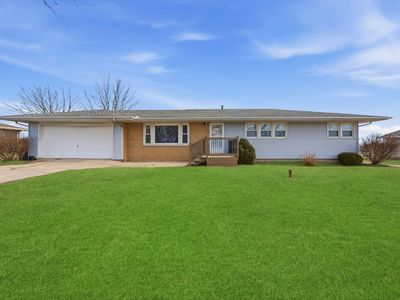 5545 S State Route 1, Saint Anne, IL, 60964