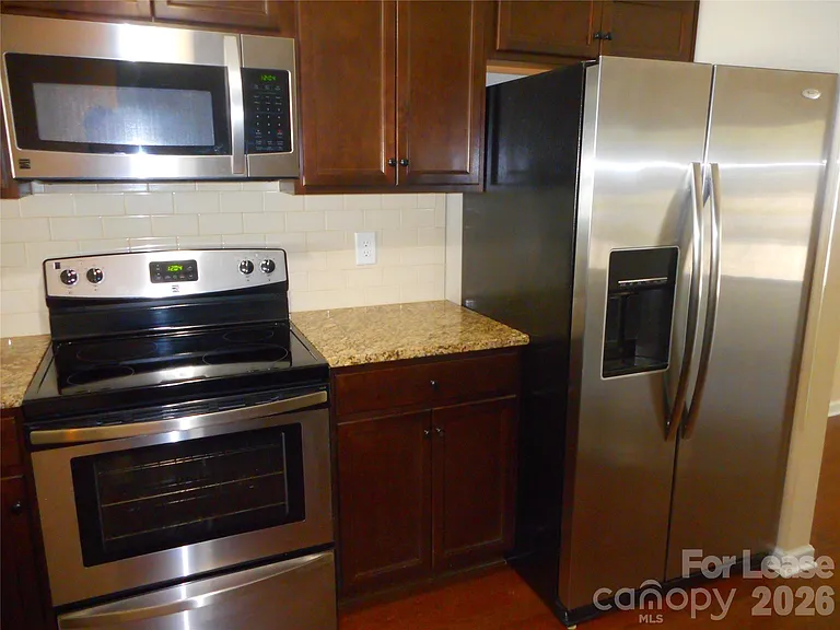 418 Windsor Gate Dr — Photo 9