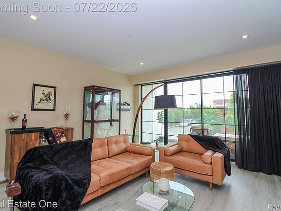 4th image of 533 E Harrison Ave Unit 38