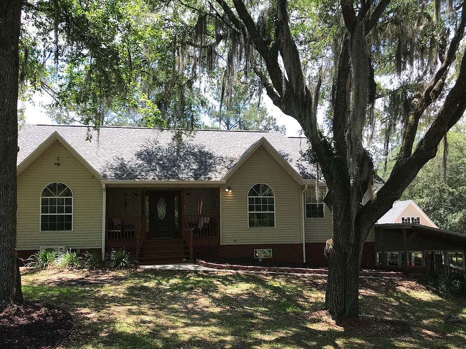 1st image of 198 NW Armadillo Ln