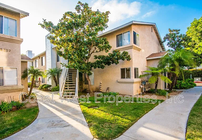 3539 Roosevelt St #E — Photo 16