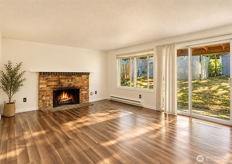 2nd image of 21614 29th Avenue S