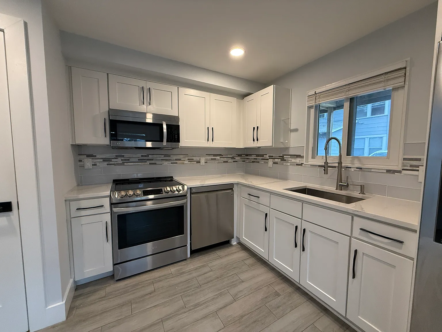 1 bed, 375 sqft, $1,999 — Photo 1