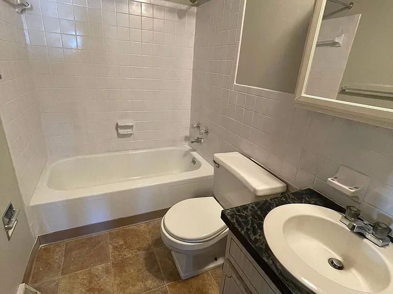 40 W Summerset Ln — Photo 18