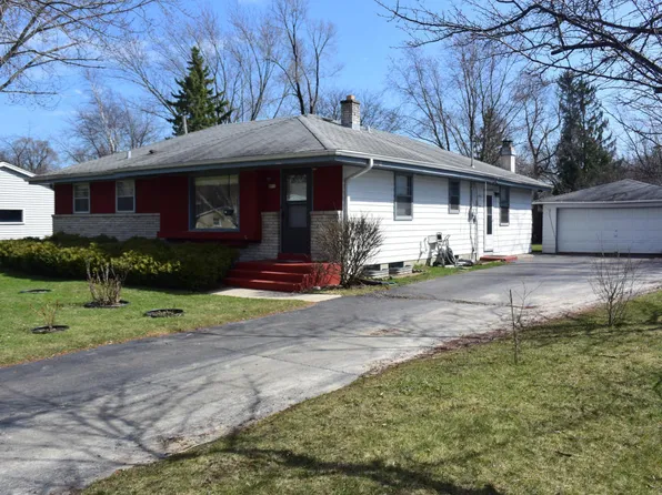 4953 W Wabash Ave, Brown Deer, WI 53223