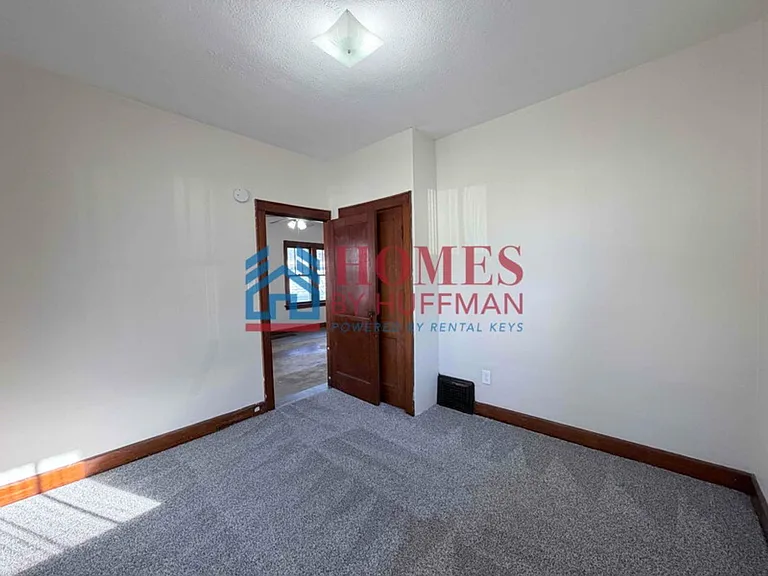 1116 Marshall Ave — Photo 8