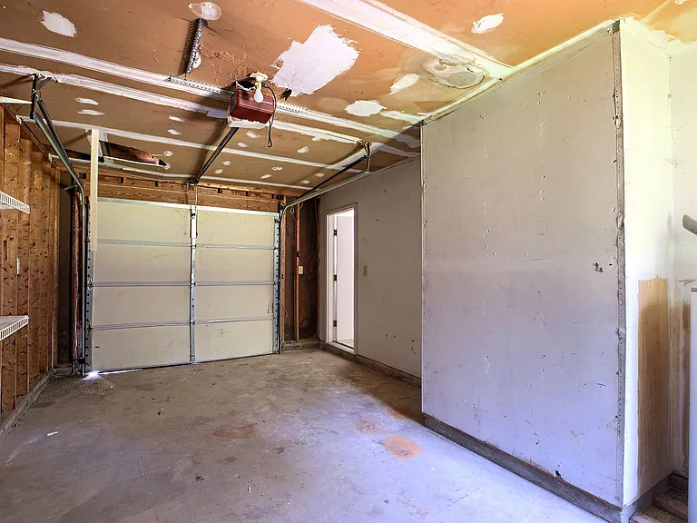 219 Springdale Way — Photo 2