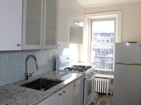 4th image of 580 Bergen St #2A