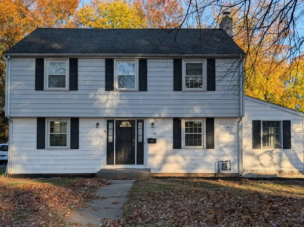 30 Lincoln Ave, West Hartford, CT 06117