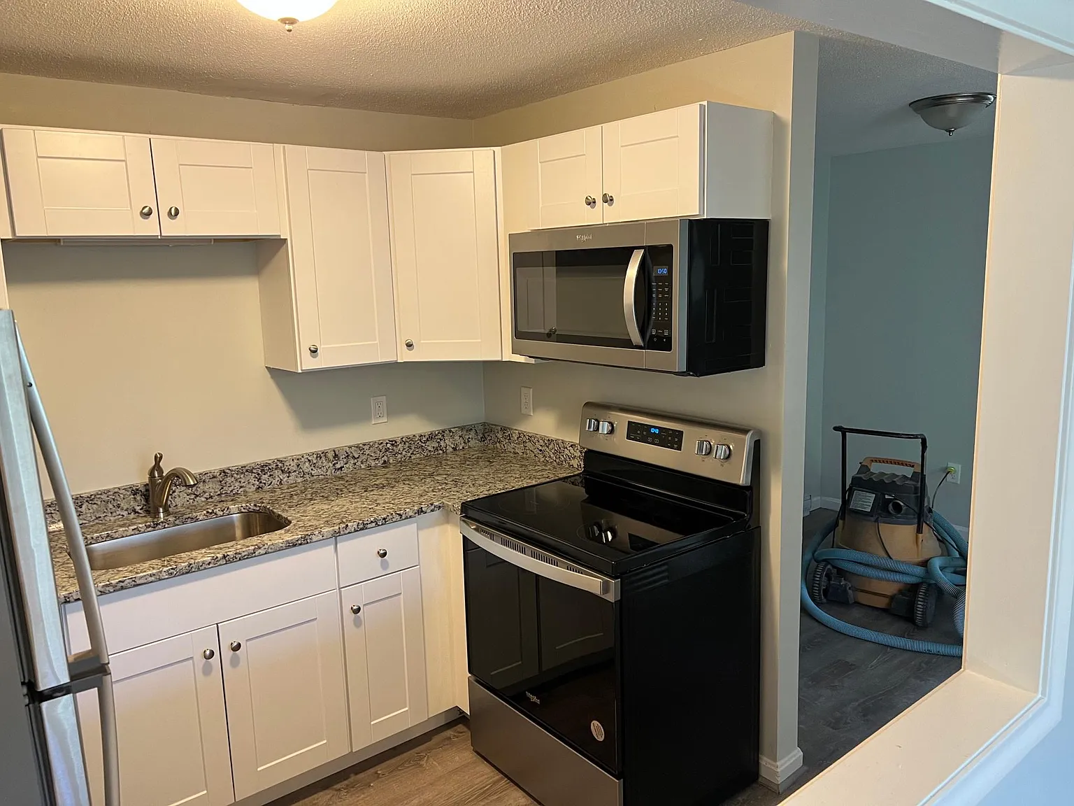 54 Central Ave — Photo 4