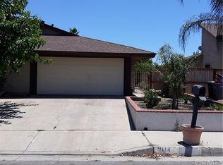 1114 Monroe St, Lake Elsinore, CA 92530