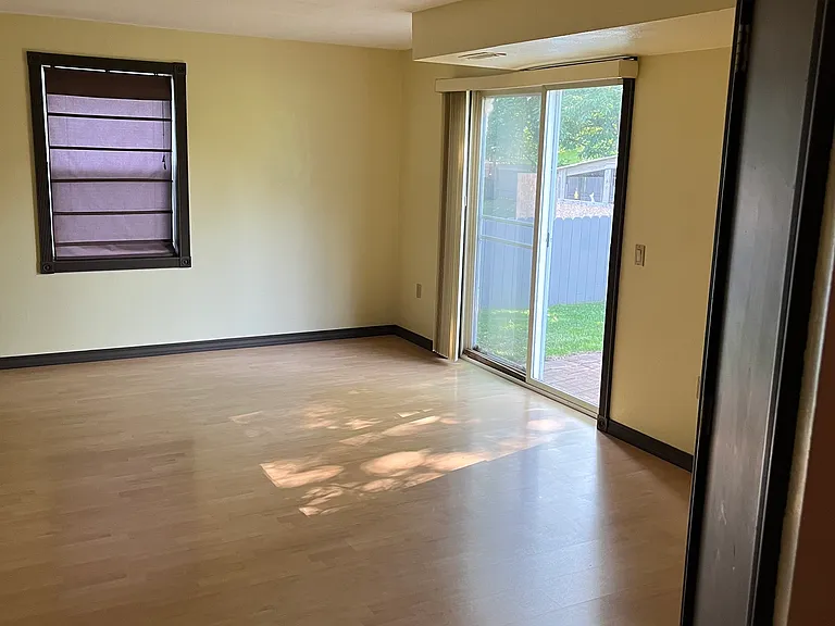 Second living room that can be converted to 4th bedroom