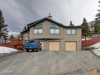 8301 E 130th Ave, Anchorage, AK, 99516