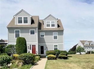 1101 Fairway Dr, Middletown, RI 02842