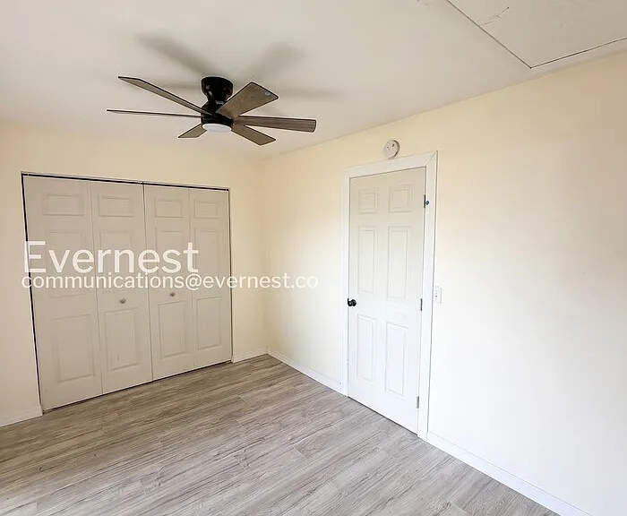 5633 Crissman Dr N #C4 — Photo 7