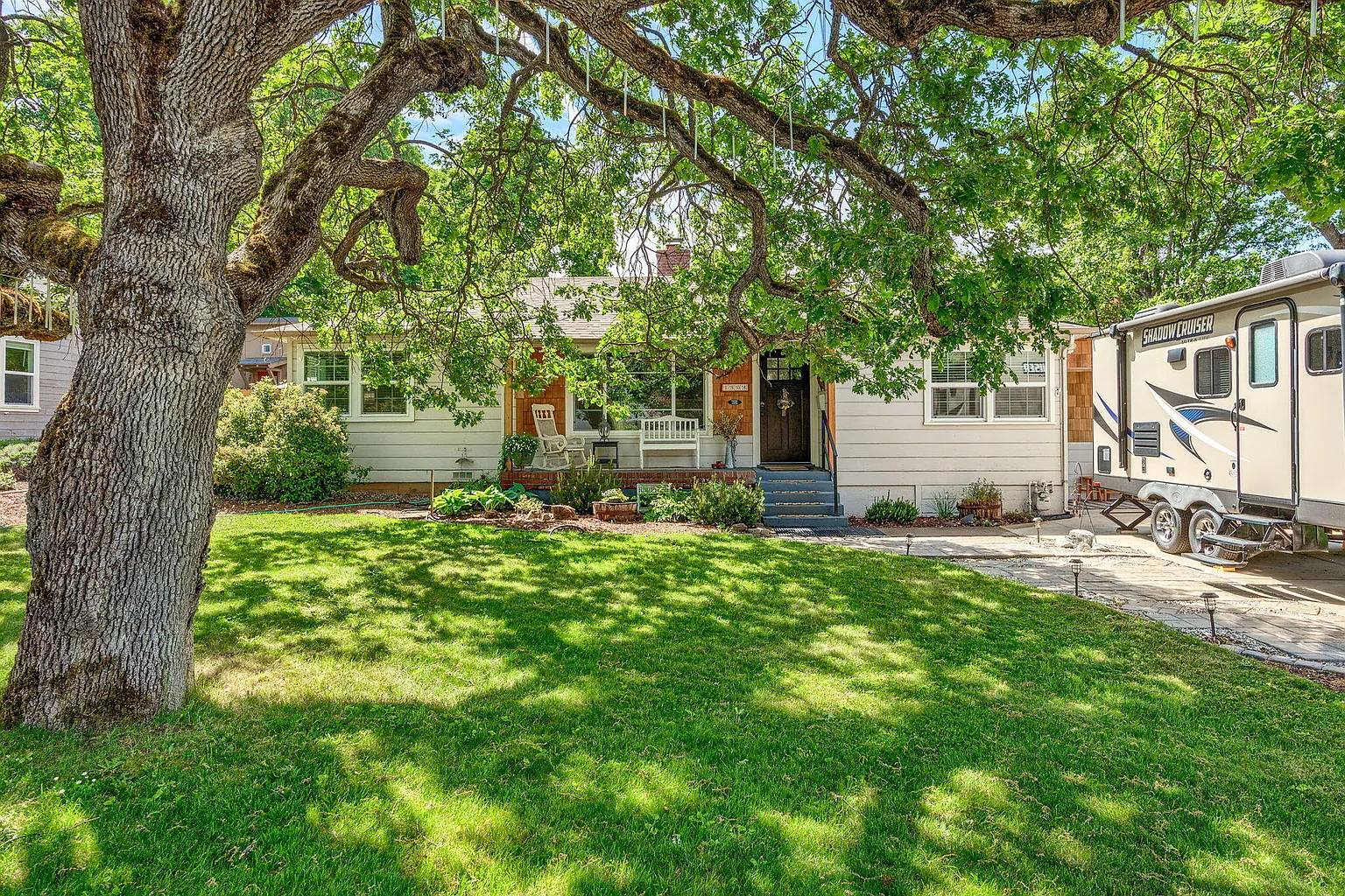 1504 Wilson Pl photo 1