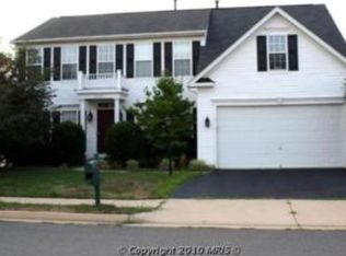 8132 Tillinghast Ln, Gainesville, VA 20155