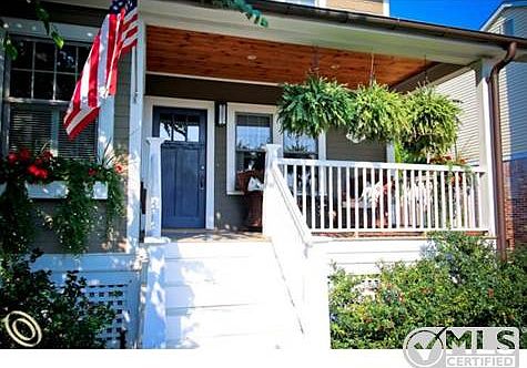 INVITING PORCH