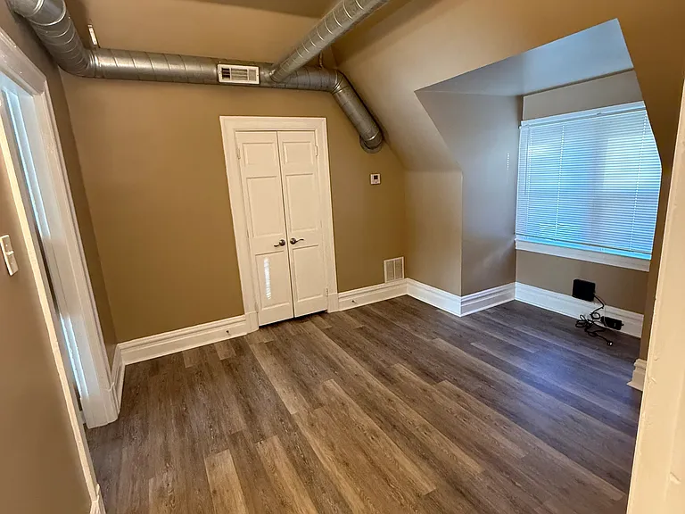 335 Kearsarge St #3 — Photo 7