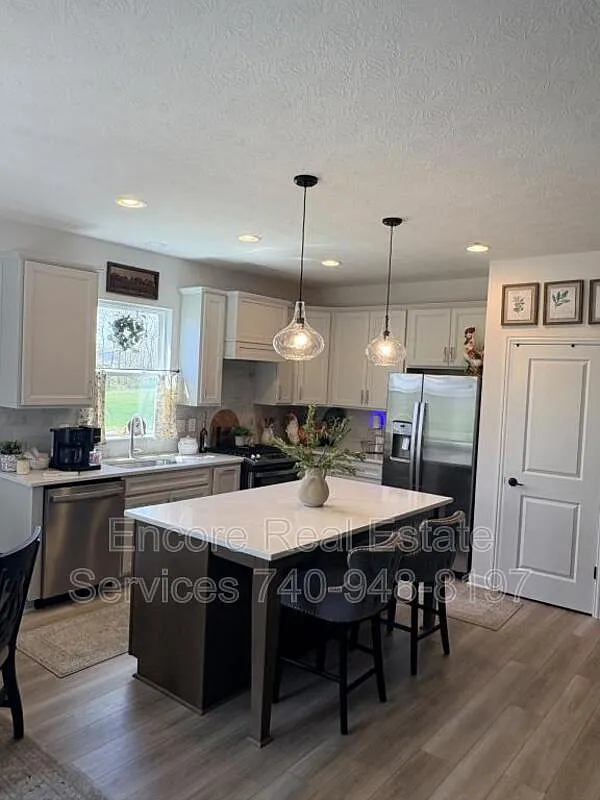 Building Photo - 419 Fannin Dr SW