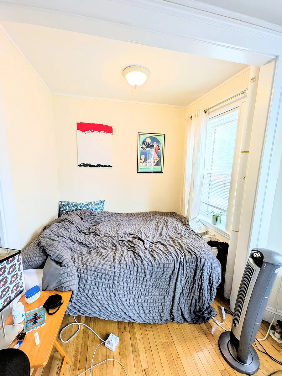 Building Photo - 319 Allston St #3