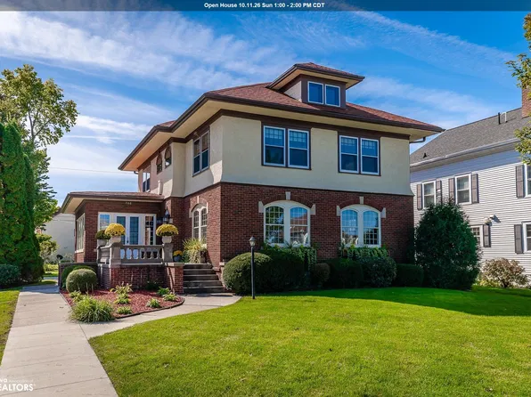 708 W Main St, Marshalltown, IA 50158