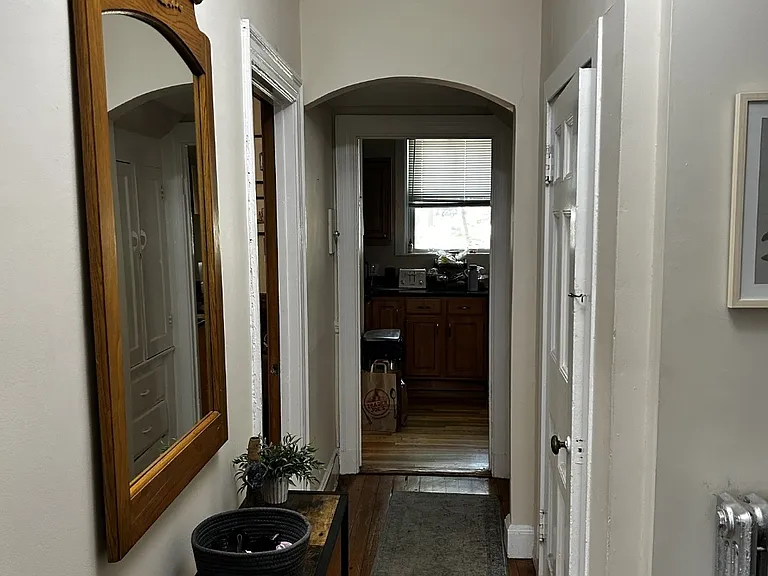 52 Lanark Rd #1 — Photo 4