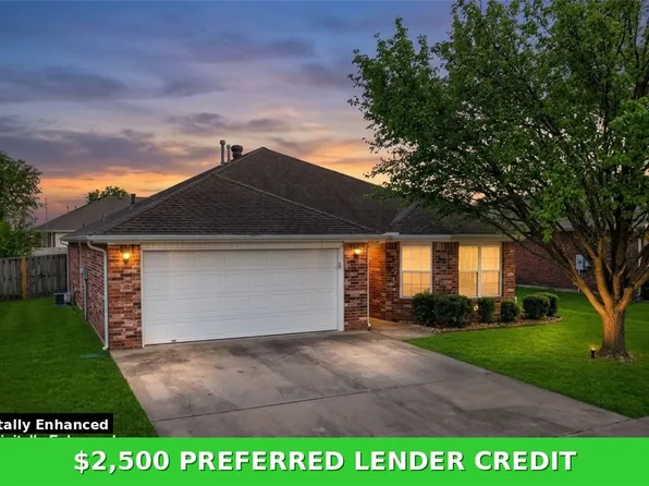 4001 SW Carriageway Ave, Bentonville, AR 72712