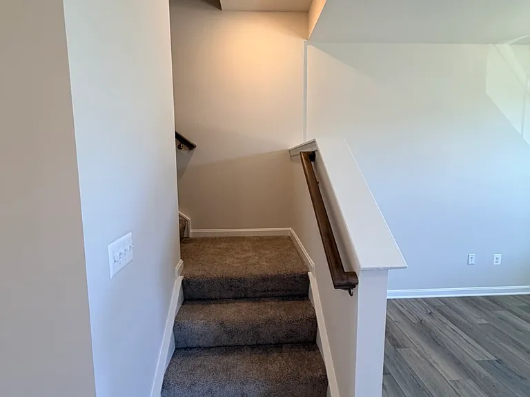 436 Seeback Dr — Photo 26