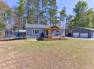 196 Schwanz Rd, Petawawa, ON K8H1Y5
