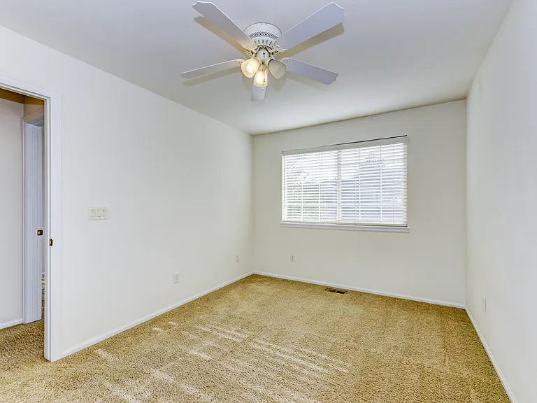 2800 Whitetail Cir — Photo 30