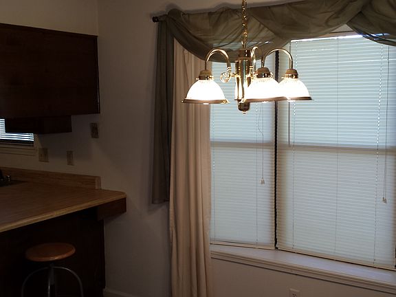 Dining Room - Bay Window