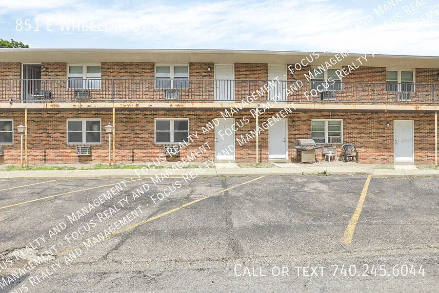851 E Wheeling St #3