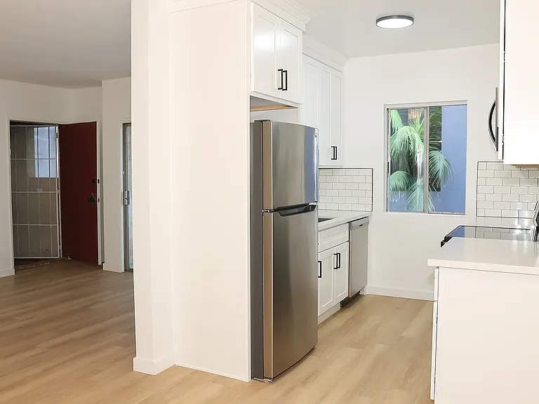 3735 Cardiff Ave #4 — Photo 4