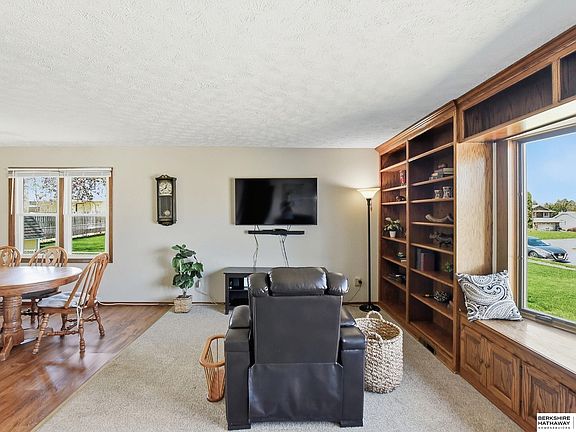 5th image of 3429 Bline Ave