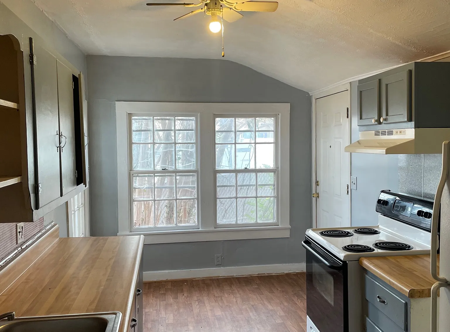 405 North High Street - 2 — Photo 3