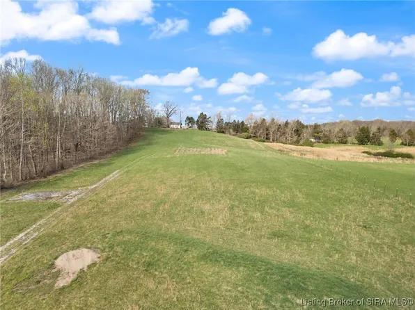 3985 N Garden Lane, Milltown, IN 47145