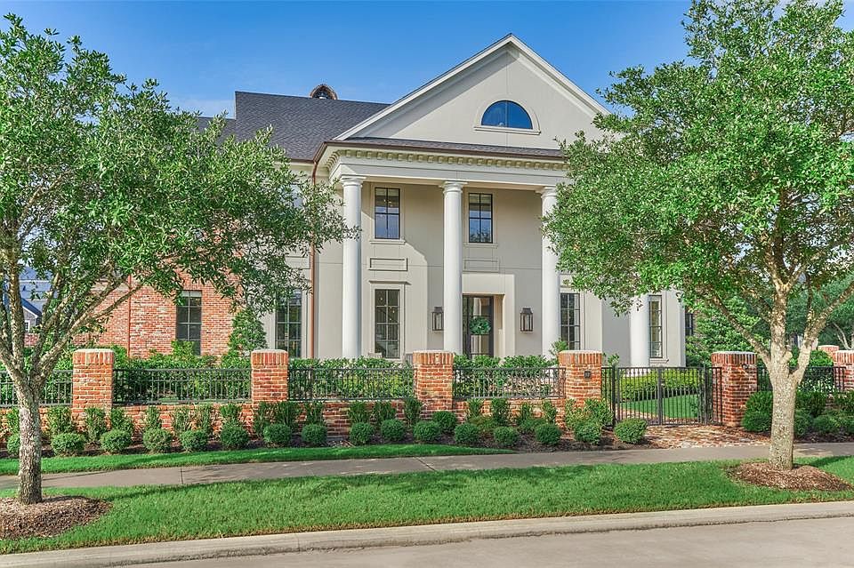 107 Colonial Row Dr The Woodlands TX 77380 Zillow