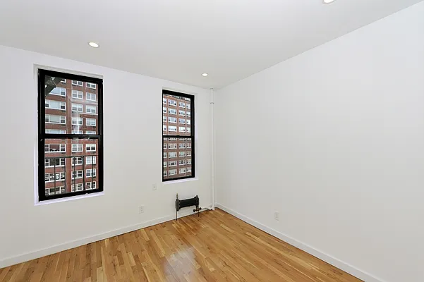 Rented by Aether Property Group | media 7