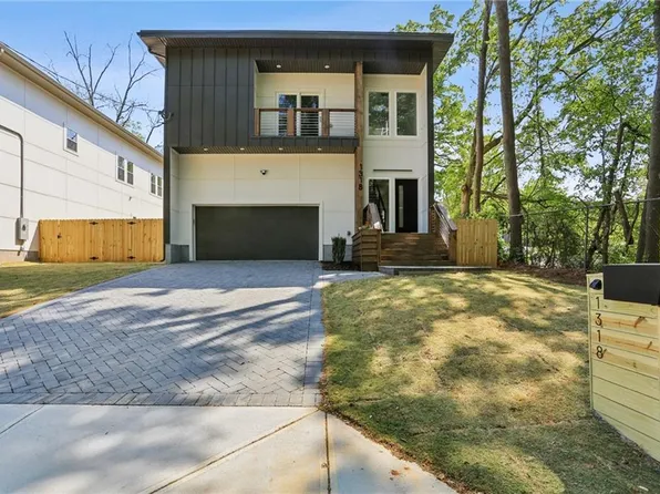 1318 Pine Ave, East Pt, GA 30344